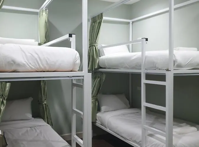 Hostel Baanpin