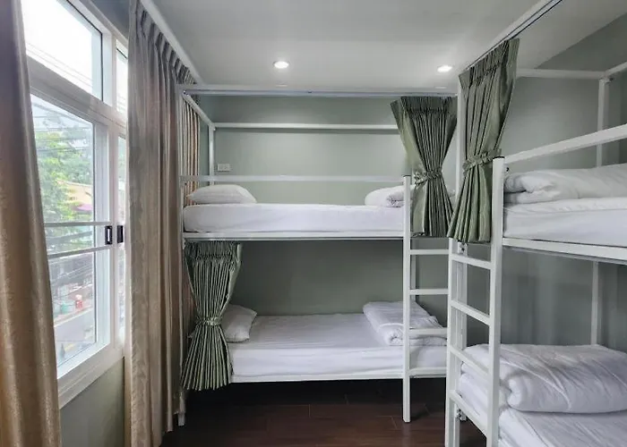Auberge de jeunesse Baanpin