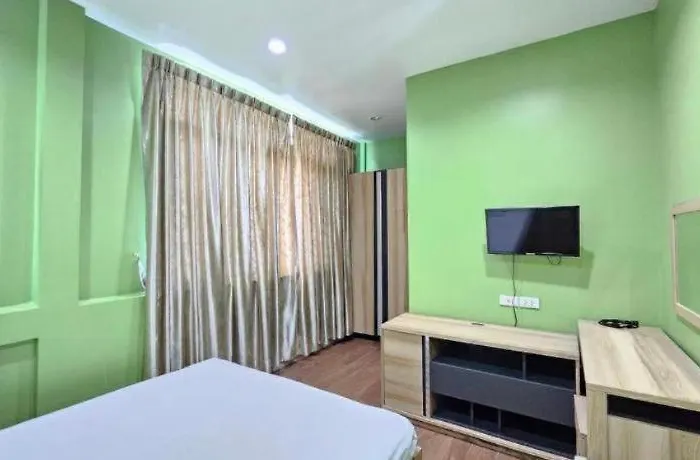 Auberge de jeunesse Baanpin *