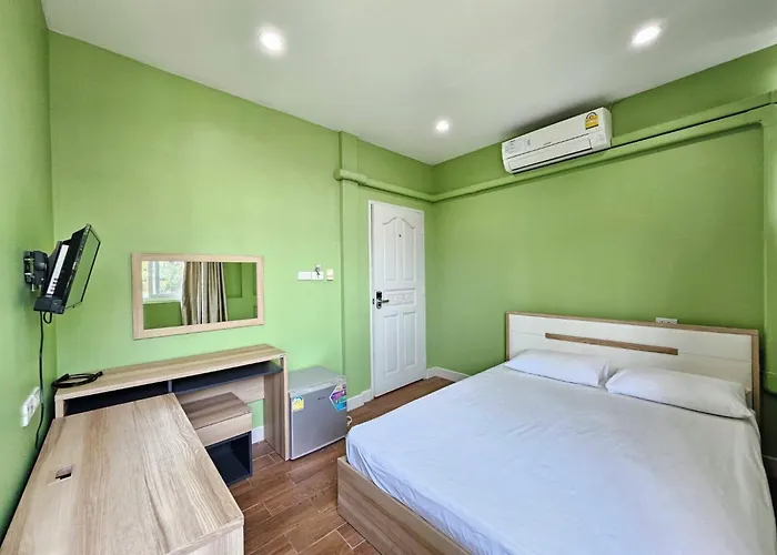 Hostel Baanpin *